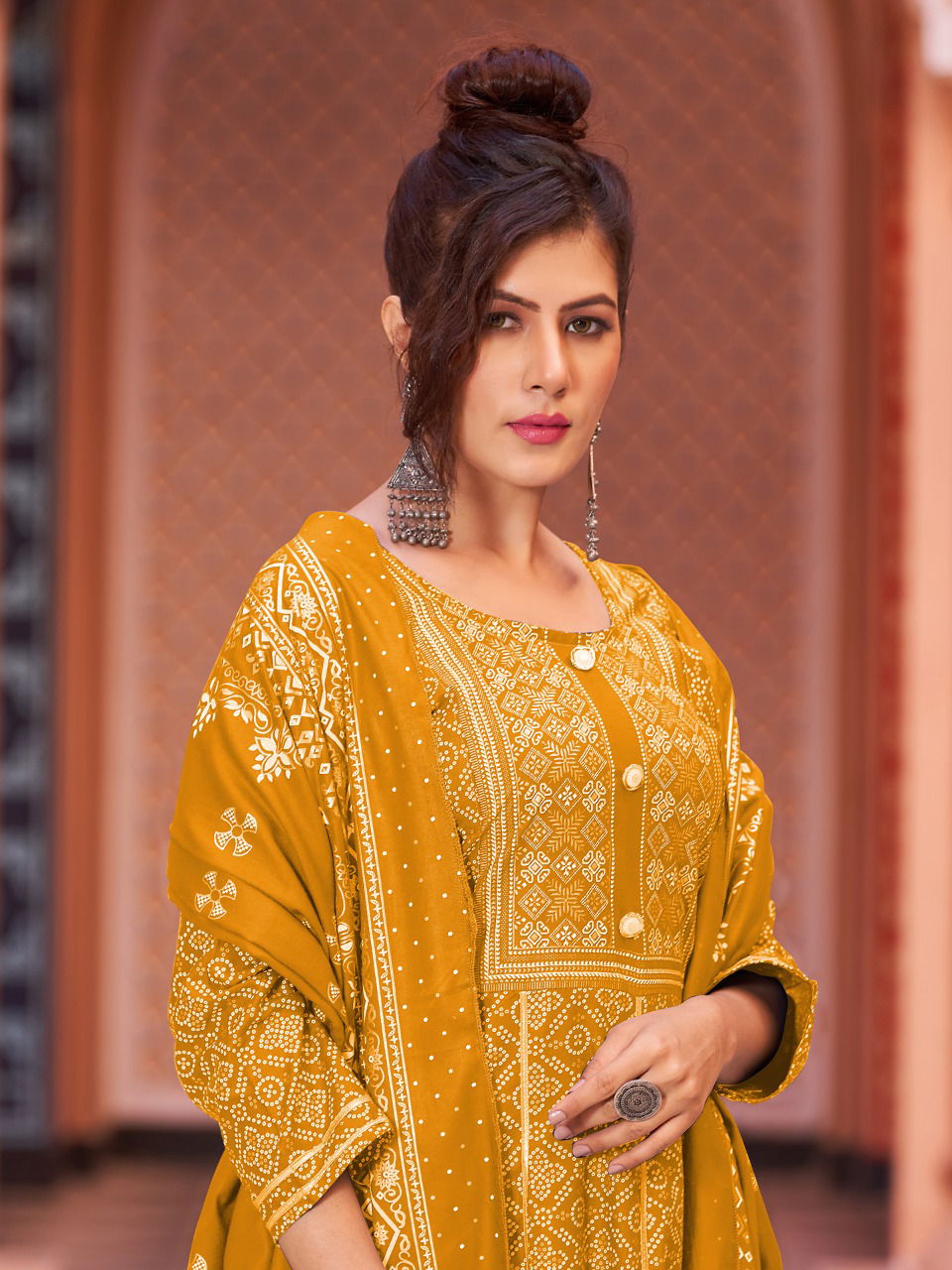 Banwery Nazaakat 5 Fancy Festive Wear Wholesale Anarakli Kurti With Dupatta
